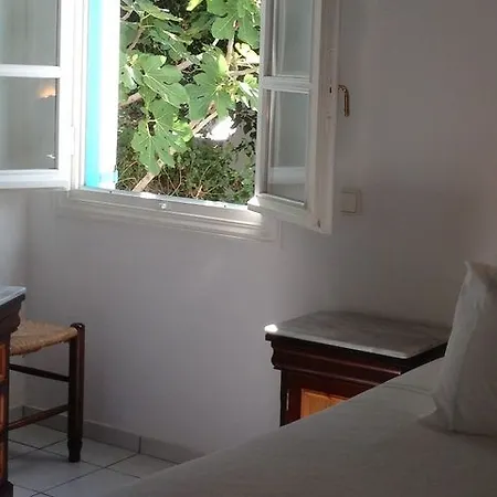 Seaside By Belvedere מלון 2*